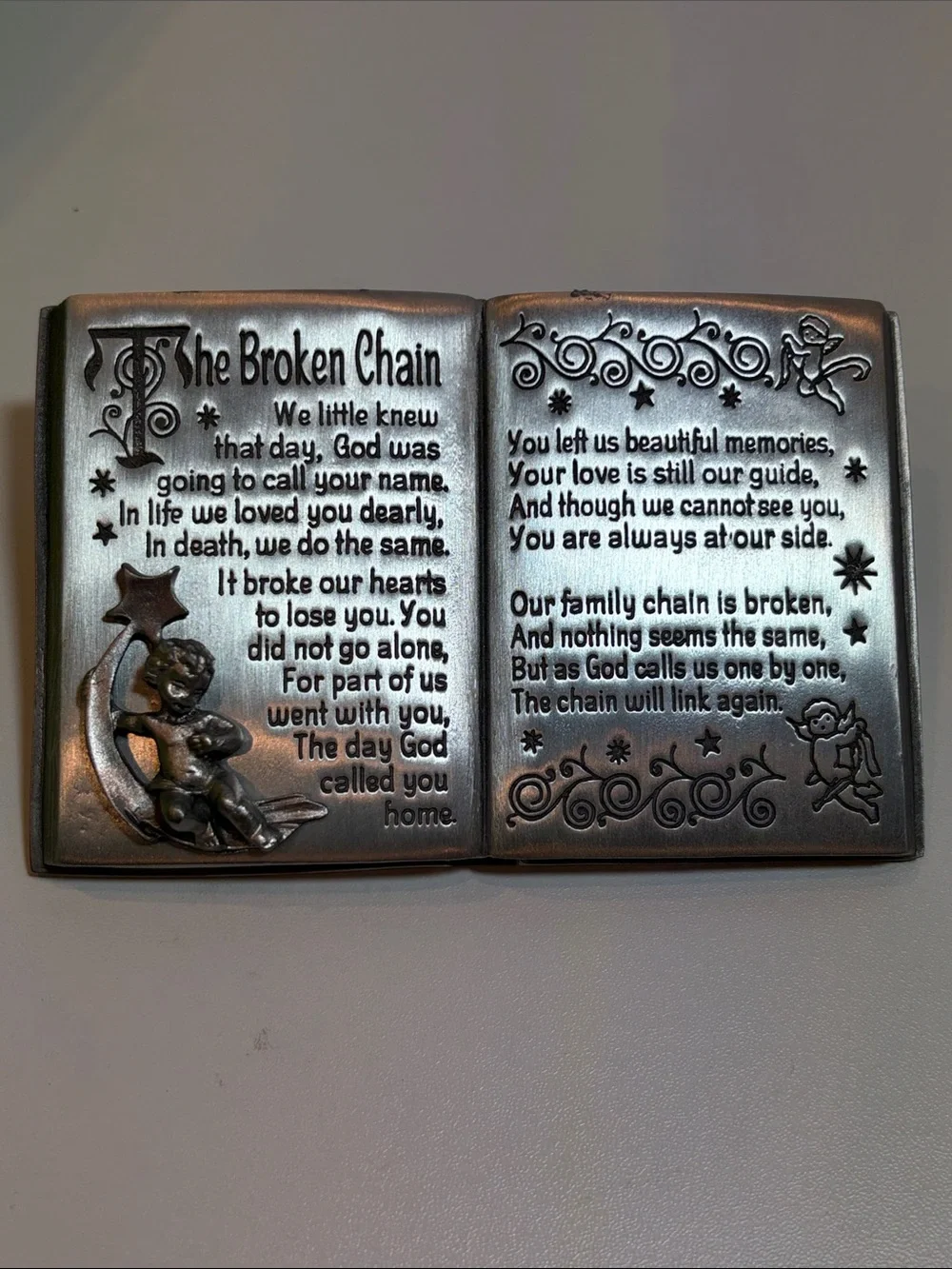 Cathedral Art The Broken Chain Memorial Plaque Angel Pewter Tone